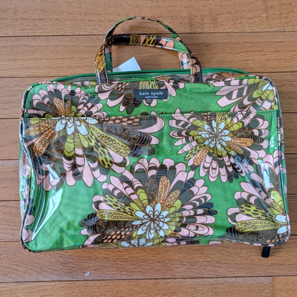 Kate Spade NWT Large Manuela Cosmetic Bag